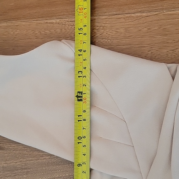 NWT Lulus River Deep Black Bodycon Dress Nude Peach Small - Picture 8 of 11